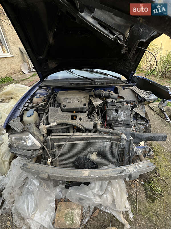 Хэтчбек Audi A3 2000 в Черновцах