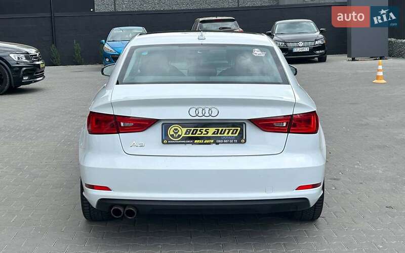 Седан Audi A3 2014 в Черновцах