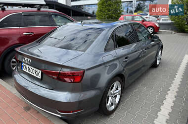 Седан Audi A3 2017 в 