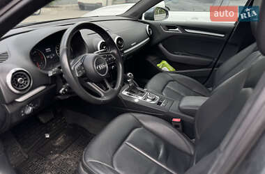 Седан Audi A3 2017 в 