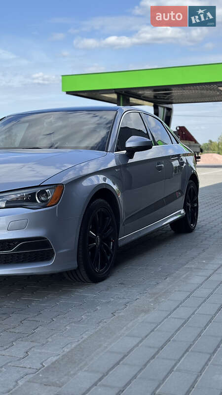 Седан Audi A3 2014 в 