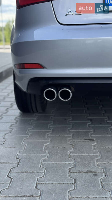 Седан Audi A3 2014 в Буче