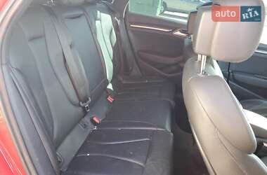 Хэтчбек Audi A3 2017 в 