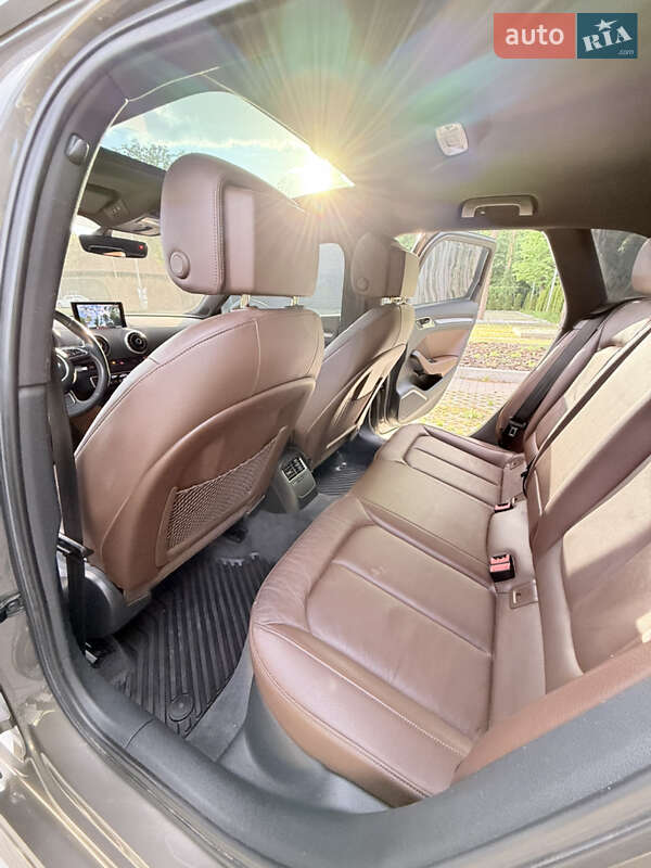 Хетчбек Audi A3 2016 в Харкові