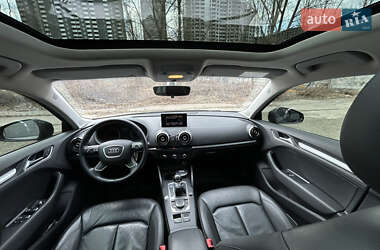 Хэтчбек Audi A3 2015 в 