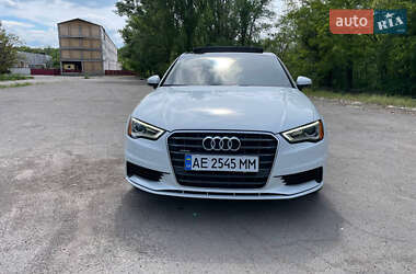 Седан Audi A3 2015 в Кривому Розі