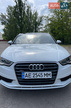 Седан Audi A3 2015 в 