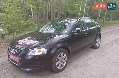 Хэтчбек Audi A3 2009 в 