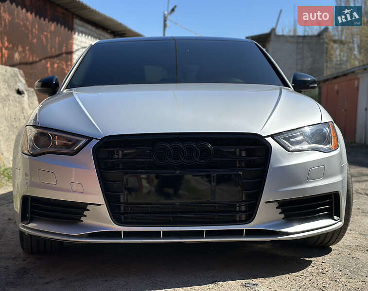 Седан Audi A3 2014 в Харькове