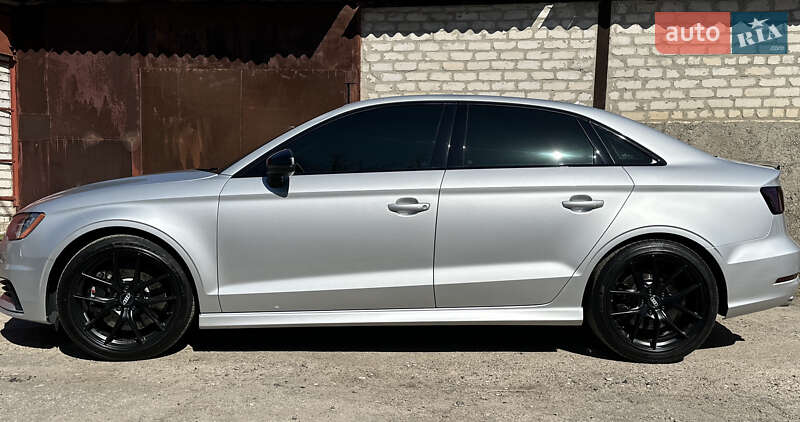 Седан Audi A3 2014 в Харкові фото Седан Audi A3 2014 в Харкові