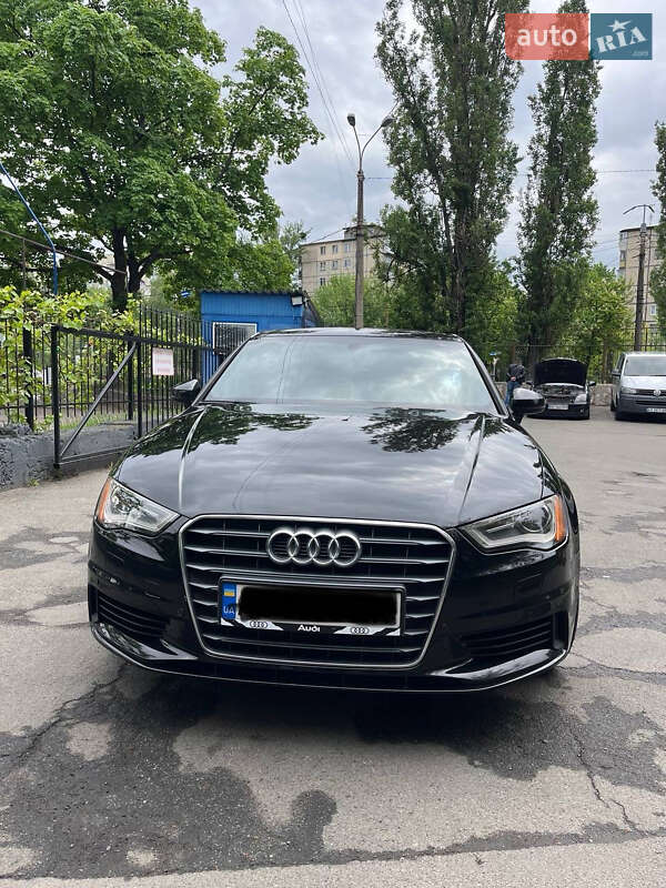 Седан Audi A3 2015 в Києві