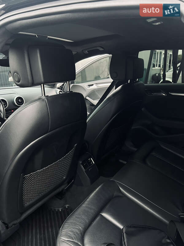 Седан Audi A3 2017 в Хырове