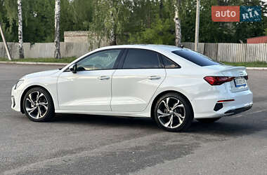 Седан Audi A3 2022 в 