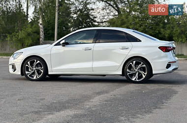 Седан Audi A3 2022 в 
