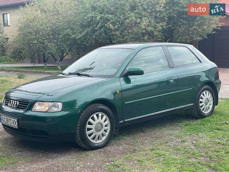 Хетчбек Audi A3 1997 в 