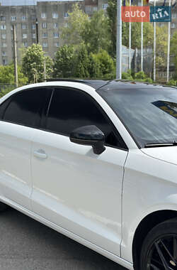 Седан Audi A3 2017 в 