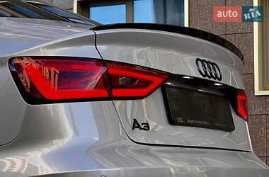 Седан Audi A3 2016 в 