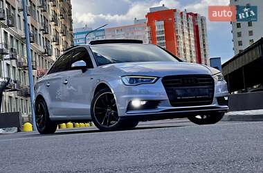 Седан Audi A3 2016 в 