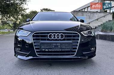 Хэтчбек Audi A3 2016 в Киеве