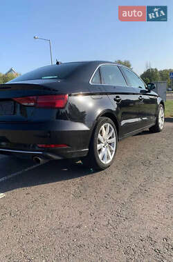 Хэтчбек Audi A3 2019 в 
