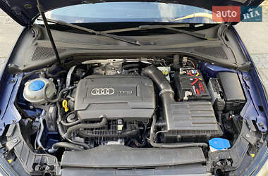 Седан Audi A3 2015 в 