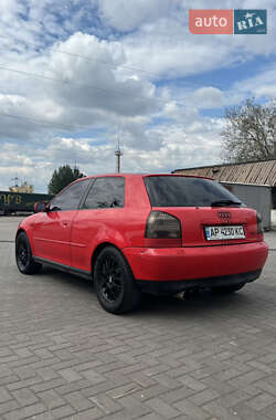 Хэтчбек Audi A3 1998 в 