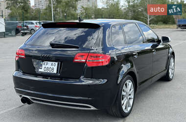 Хетчбек Audi A3 2012 в 