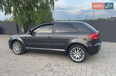 Хэтчбек Audi A3 2009 в 