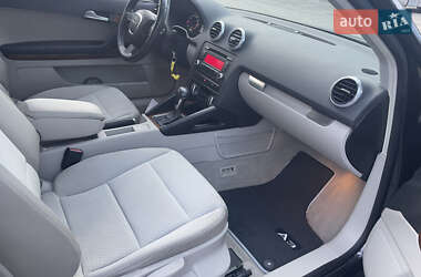 Хэтчбек Audi A3 2009 в 