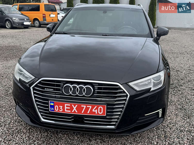 Хэтчбек Audi A3 2017 в Луцке