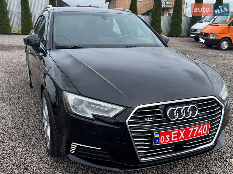 Хэтчбек Audi A3 2017 в Луцке