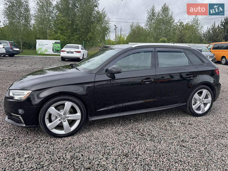 Хэтчбек Audi A3 2017 в Луцке
