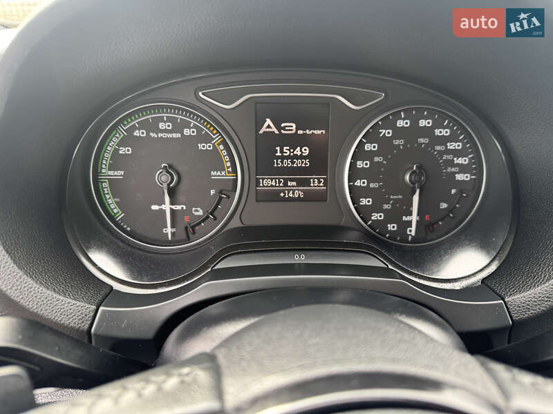 Хэтчбек Audi A3 2017 в Луцке