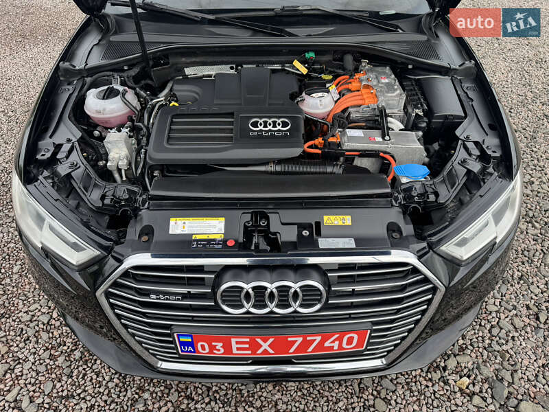 Хэтчбек Audi A3 2017 в Луцке