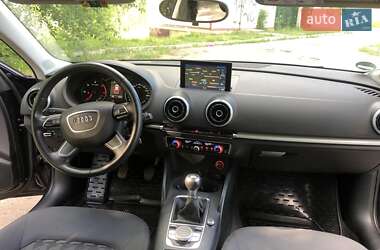 Хэтчбек Audi A3 2014 в 