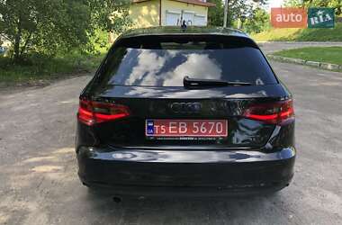 Хэтчбек Audi A3 2014 в 