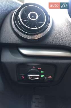 Хэтчбек Audi A3 2014 в 