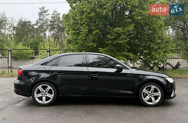 Седан Audi A3 2016 в 