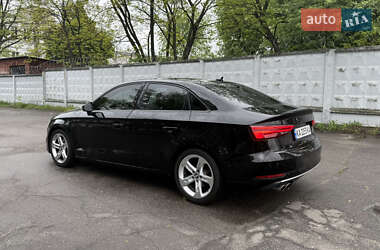 Седан Audi A3 2016 в 