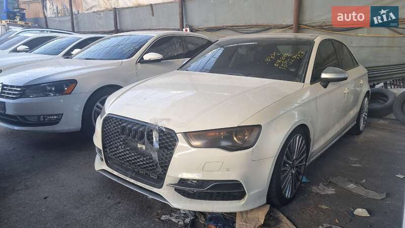 Седан Audi A3 2014 в Львове