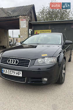 Хетчбек Audi A3 2003 в 