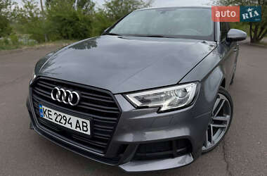 Седан Audi A3 2019 в 