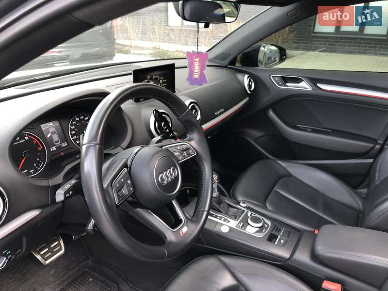 Седан Audi A3 2017 в Виннице