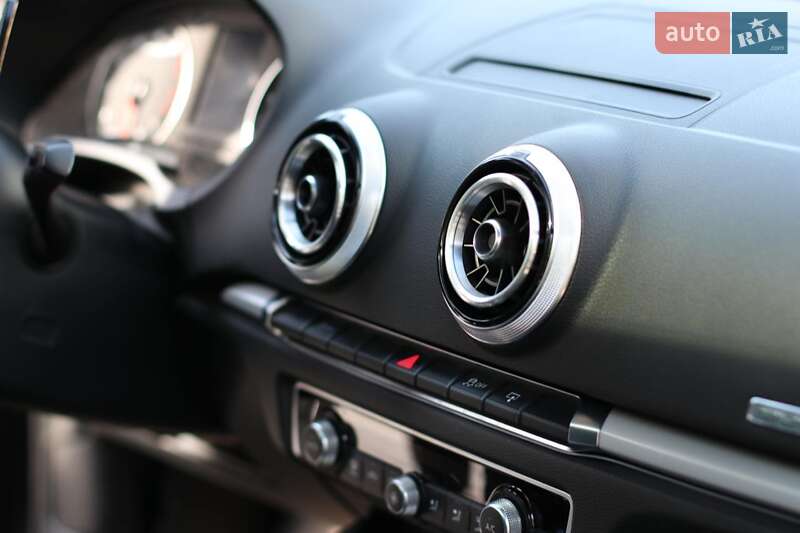 Седан Audi A3 2017 в Виннице