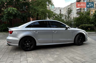 Седан Audi A3 2017 в 