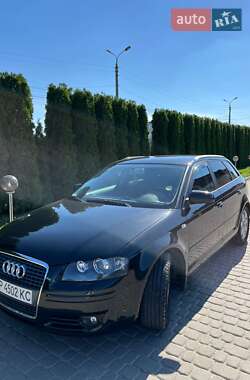 Хэтчбек Audi A3 2005 в 