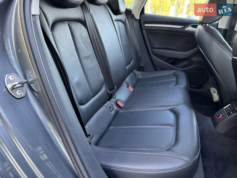 Седан Audi A3 2015 в Одесі