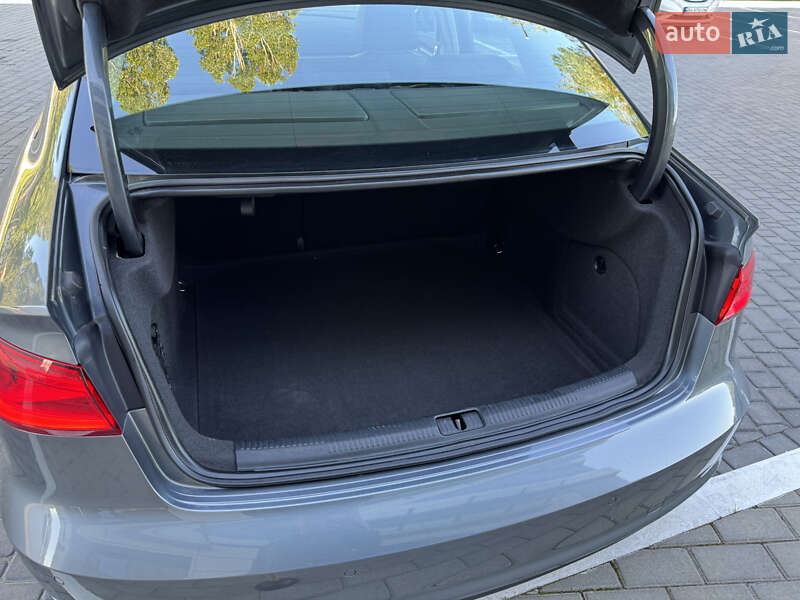Седан Audi A3 2015 в Одесі