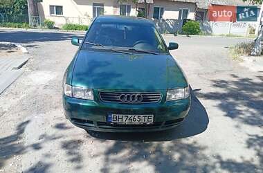 Хэтчбек Audi A3 1997 в 