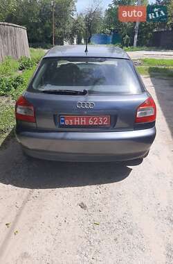 Хэтчбек Audi A3 2003 в 